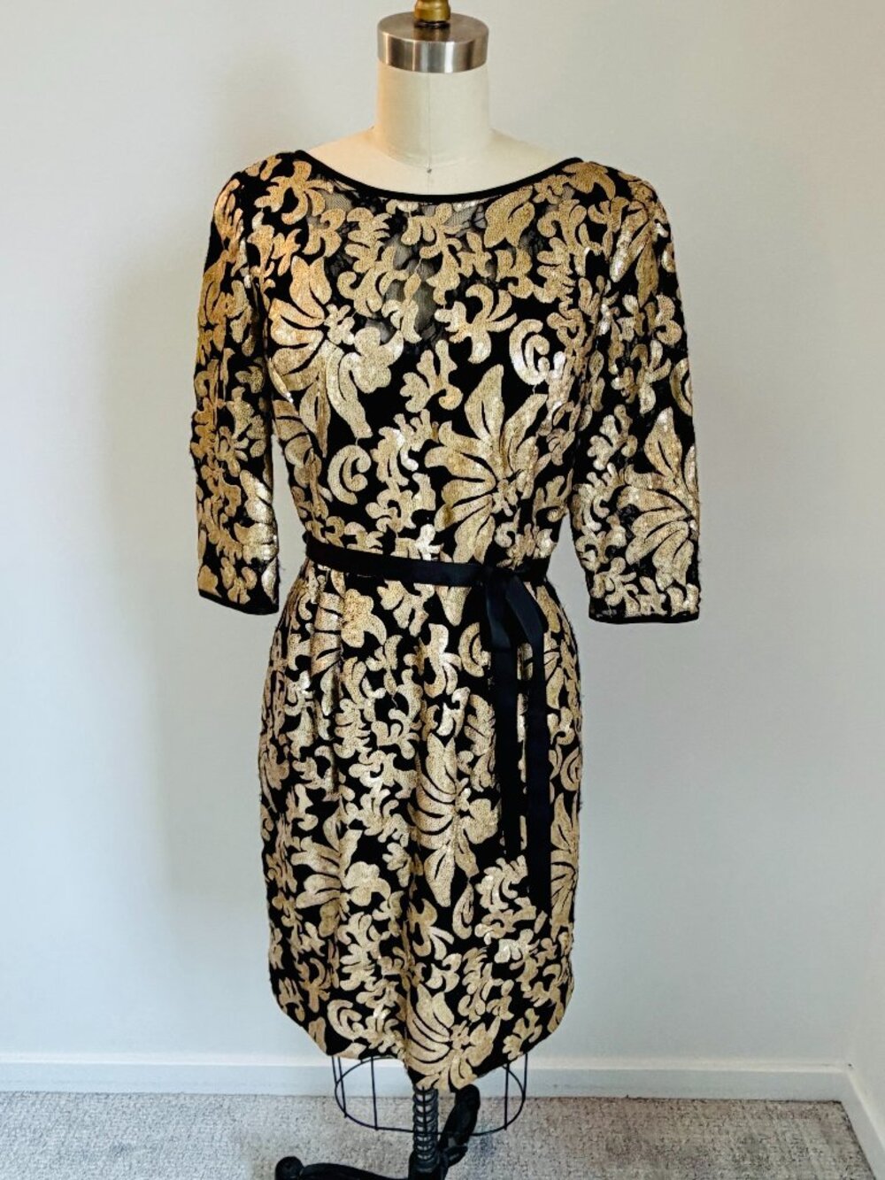 Alex Evenings Black Formal Dress with Gold Paillettes Sequin Design- Size 8